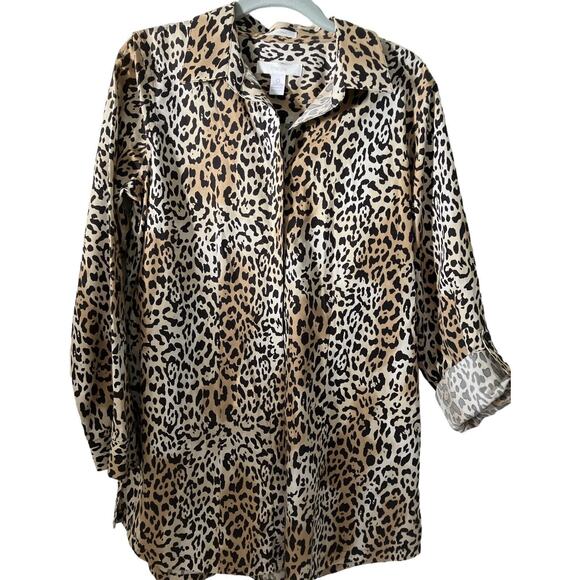 Chico's Women's Button Down Tunic Animal Print Tabbed Roll Up Sleeve Sz Sm - Picture 3 of 8